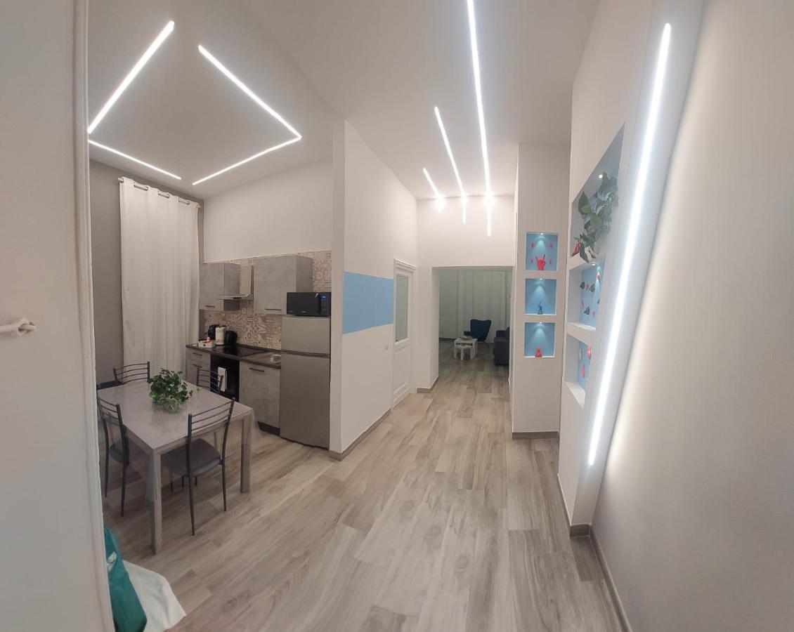 Casa Cosmedin Apartment เนเปิลส์ ภายนอก รูปภาพ